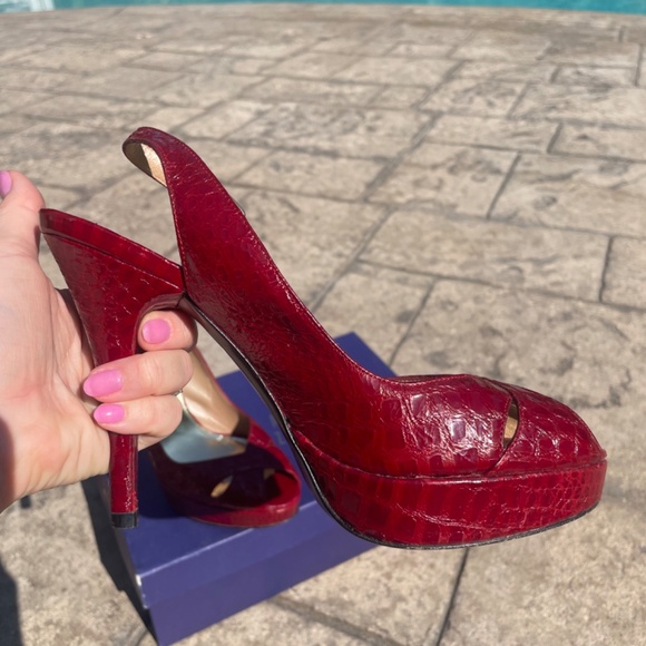 Vintage Red Stuart Weitzman Pumps - Picture 8 of 8